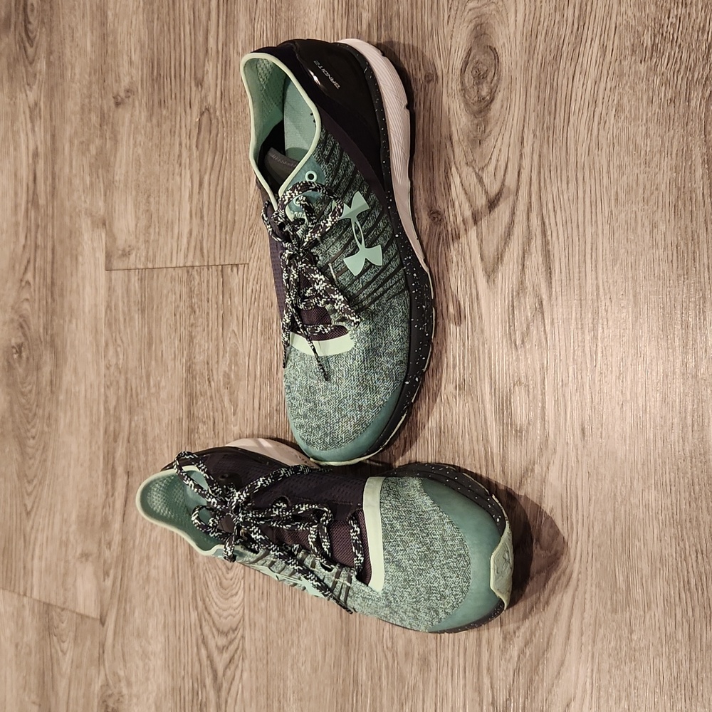 Under Armour Womens Charged Bandit 2 Running Shoes Size 10
